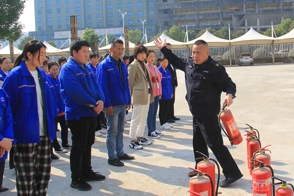 豪家集團(tuán)組織學(xué)習(xí)消防知識，增強(qiáng)消防安全意識